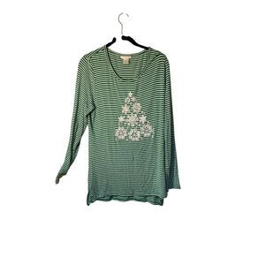 Tru self women’s green and white striped Christmas tree T-shirt small
